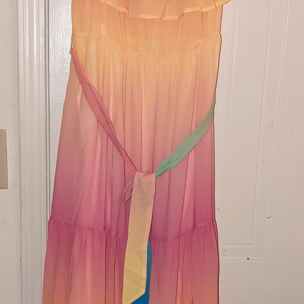 Beautiful Ombre Dress - Picture 2 of 4